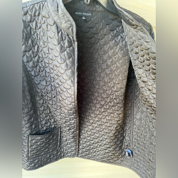 Quilted unlined light jacket - Picture 3 of 5